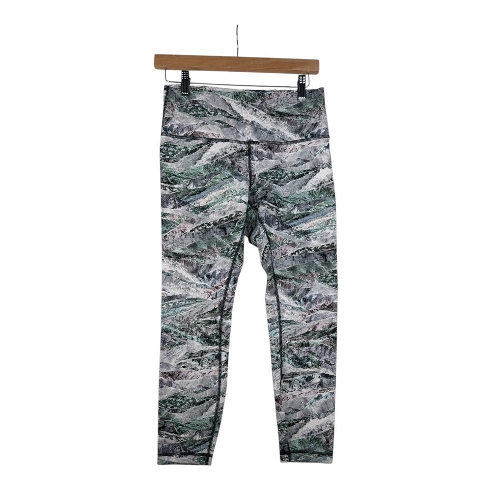 Lululemon Wunder Under High Rise Leggings size‎ 8 Springscape Multicolor Print
